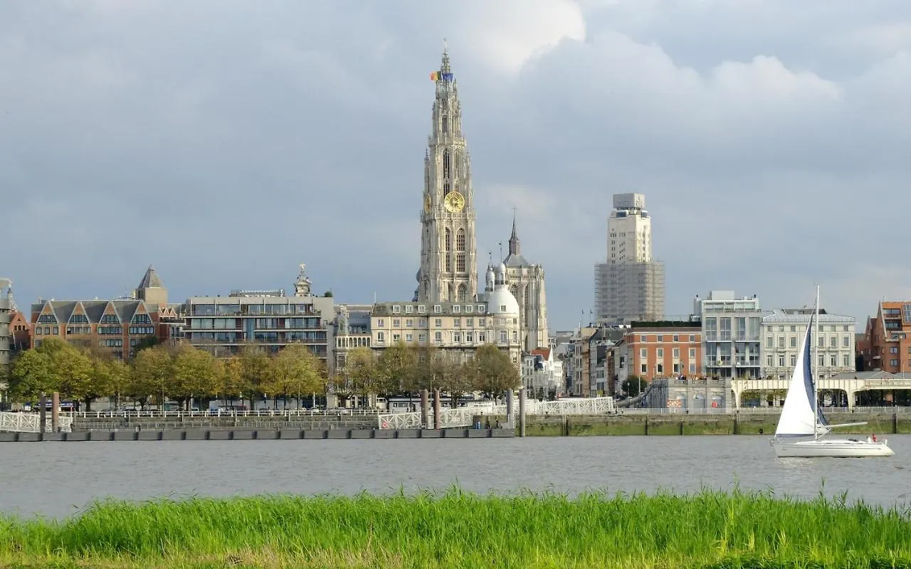 Bohemian 2Bdr Apartment Antwerp Center